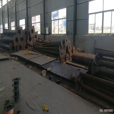 11月22日寶雞市太白縣交通標志桿發(fā)車